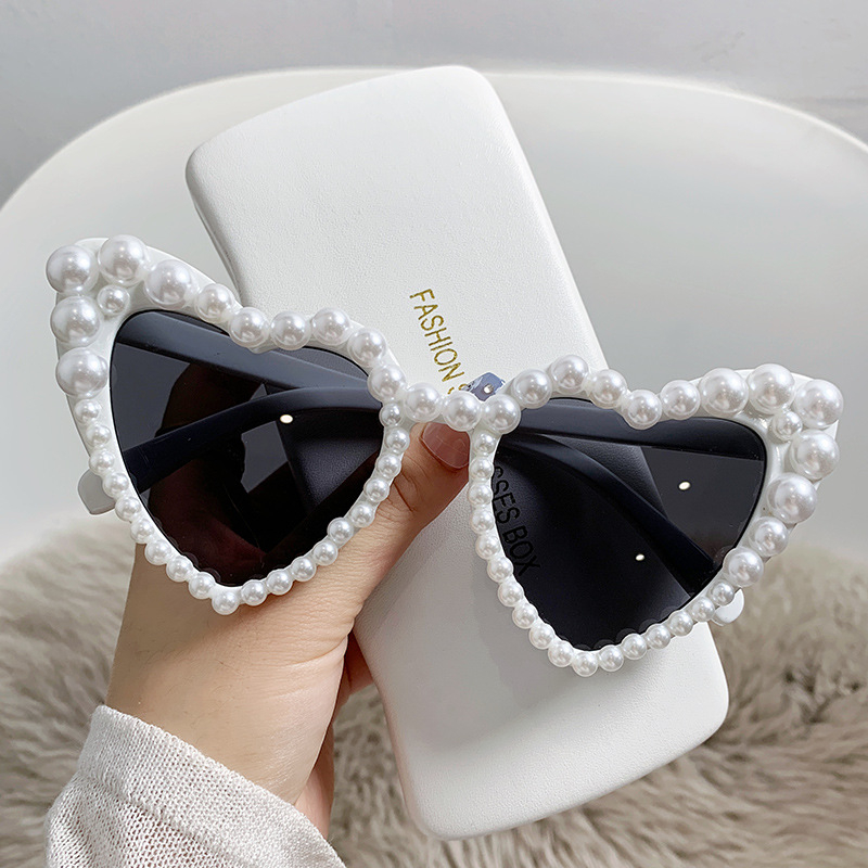 Photo Booth Herz Party Sonnenbrille Perlen Fotorequisite Foto Accessoire Dekoration für Junggesellinnenabschied / Hochzeit - Weiss