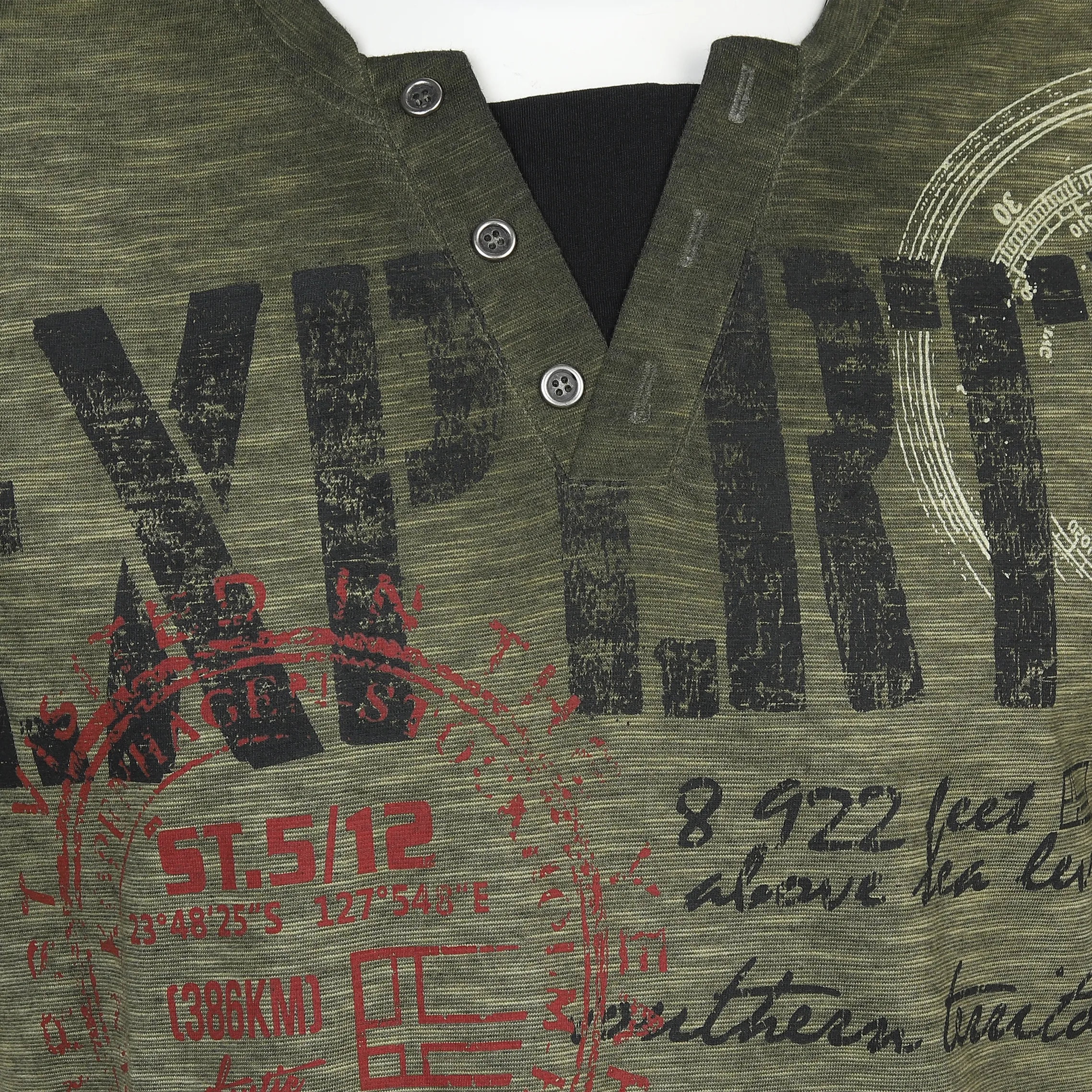Herren Henleyshirt mit Frontprint