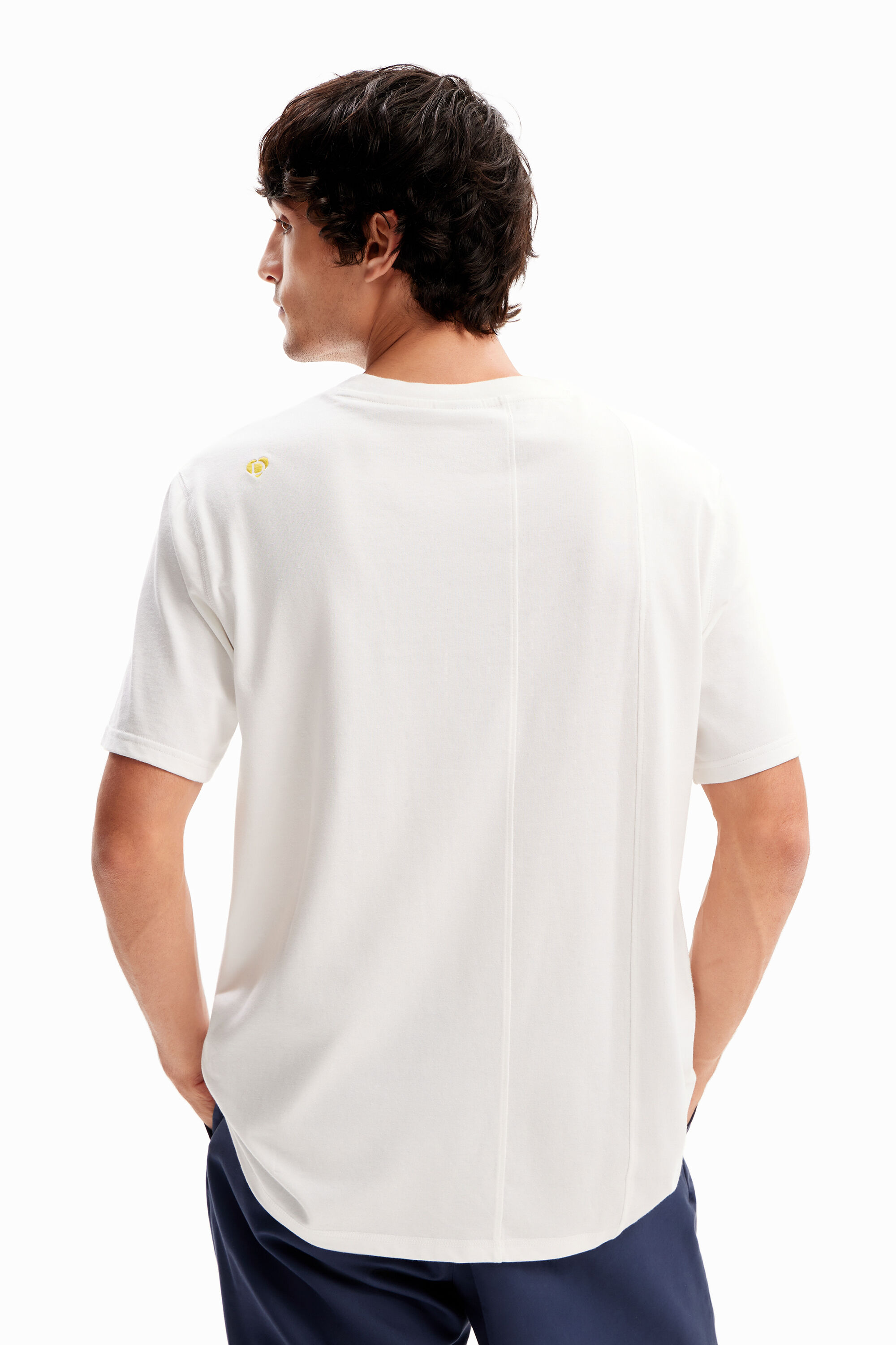 Camiseta Lisa Costuras