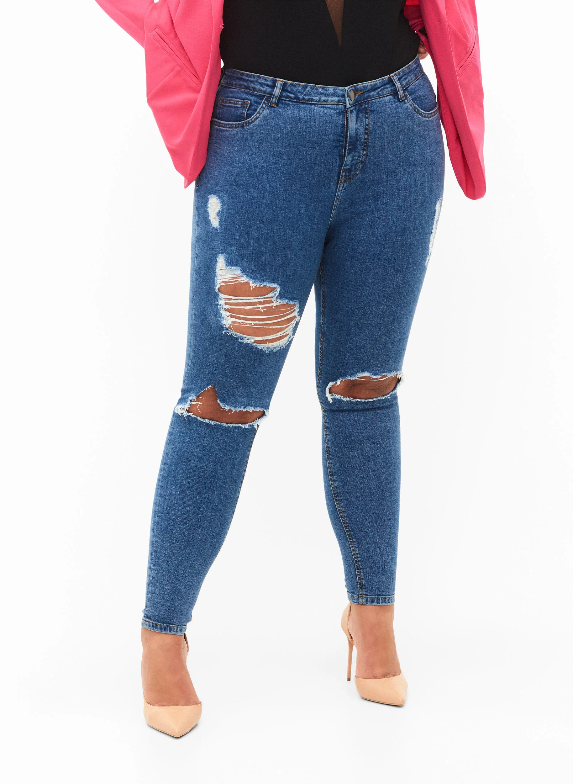 Tætsiddende jeans med sliddetaljer