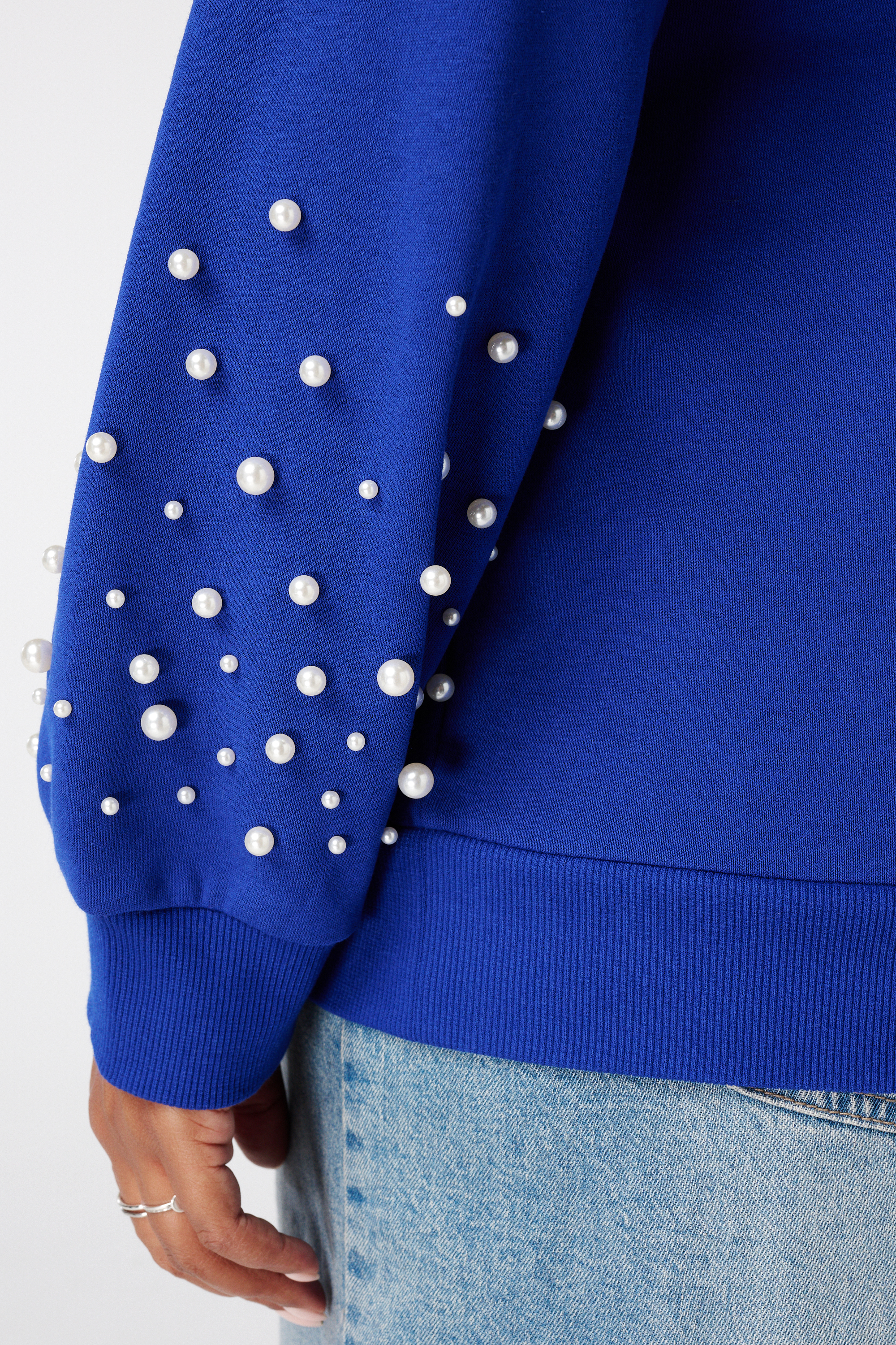 Sweater met parel detail Kobalt blauw