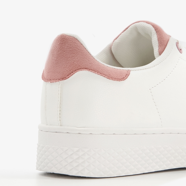 Blue Box dames sneakers met roze details
