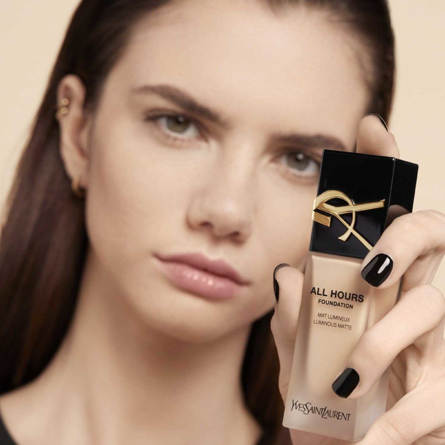 Yves Saint Laurent All Hours Foundation MN7 25ml