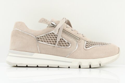 Caprice Sneaker
