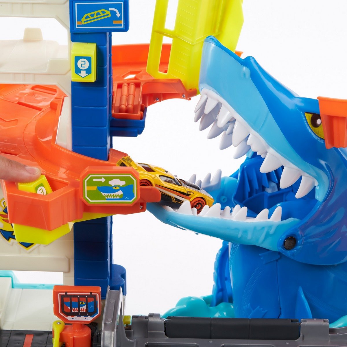 Hot wheels Coffret Attaque du Requin
