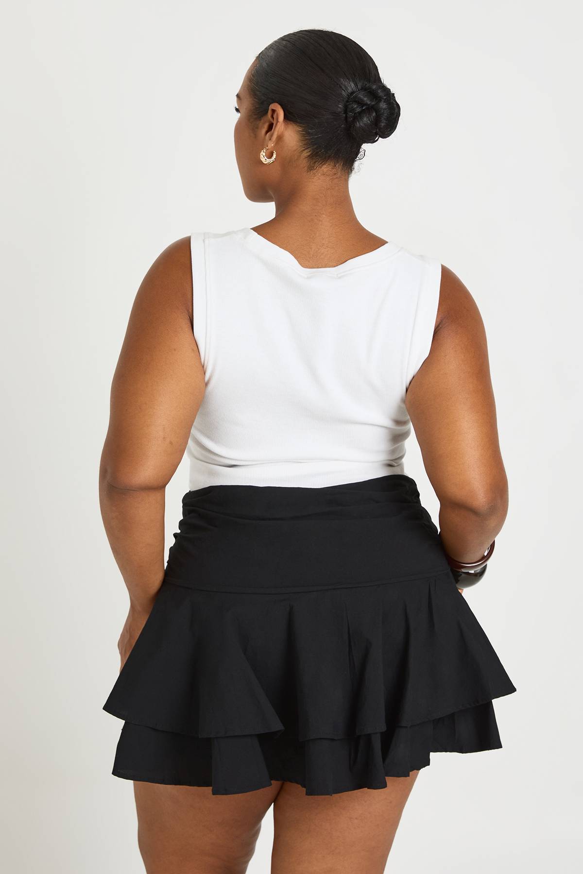 boohoo Jupe-short Grande Taille À Volants Superposés