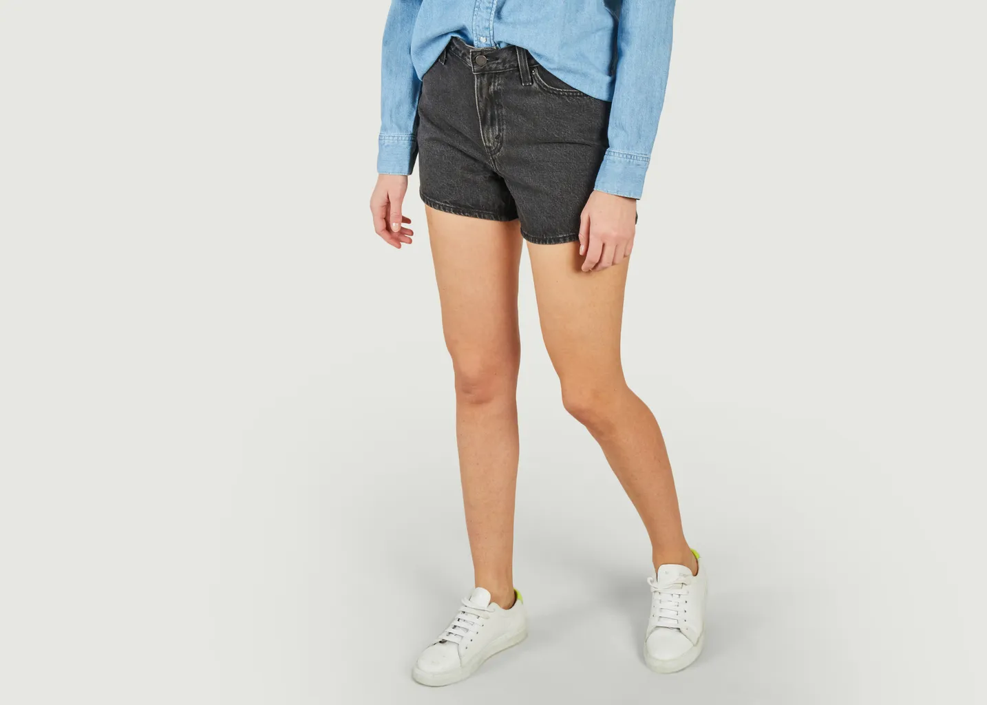 Short Mom 80's Levi's Red Tab