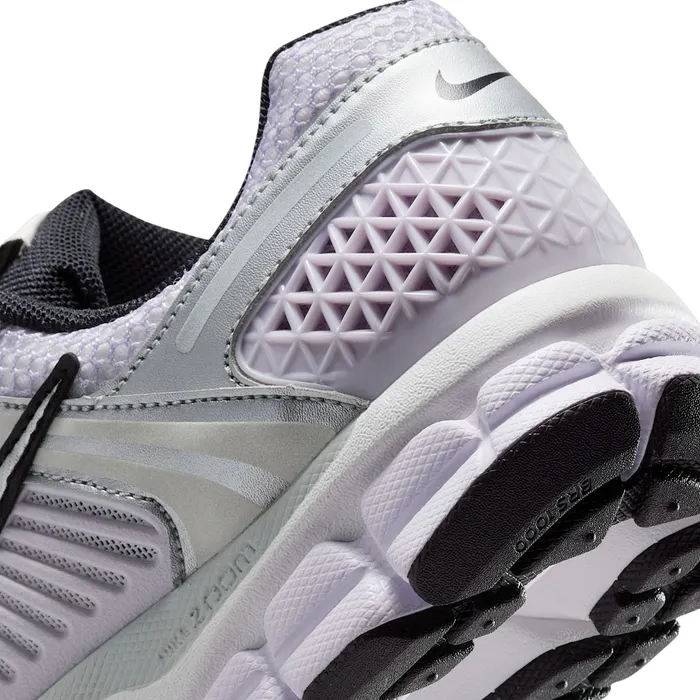 Nike Zoom Vomero 5 Sneakers Dames