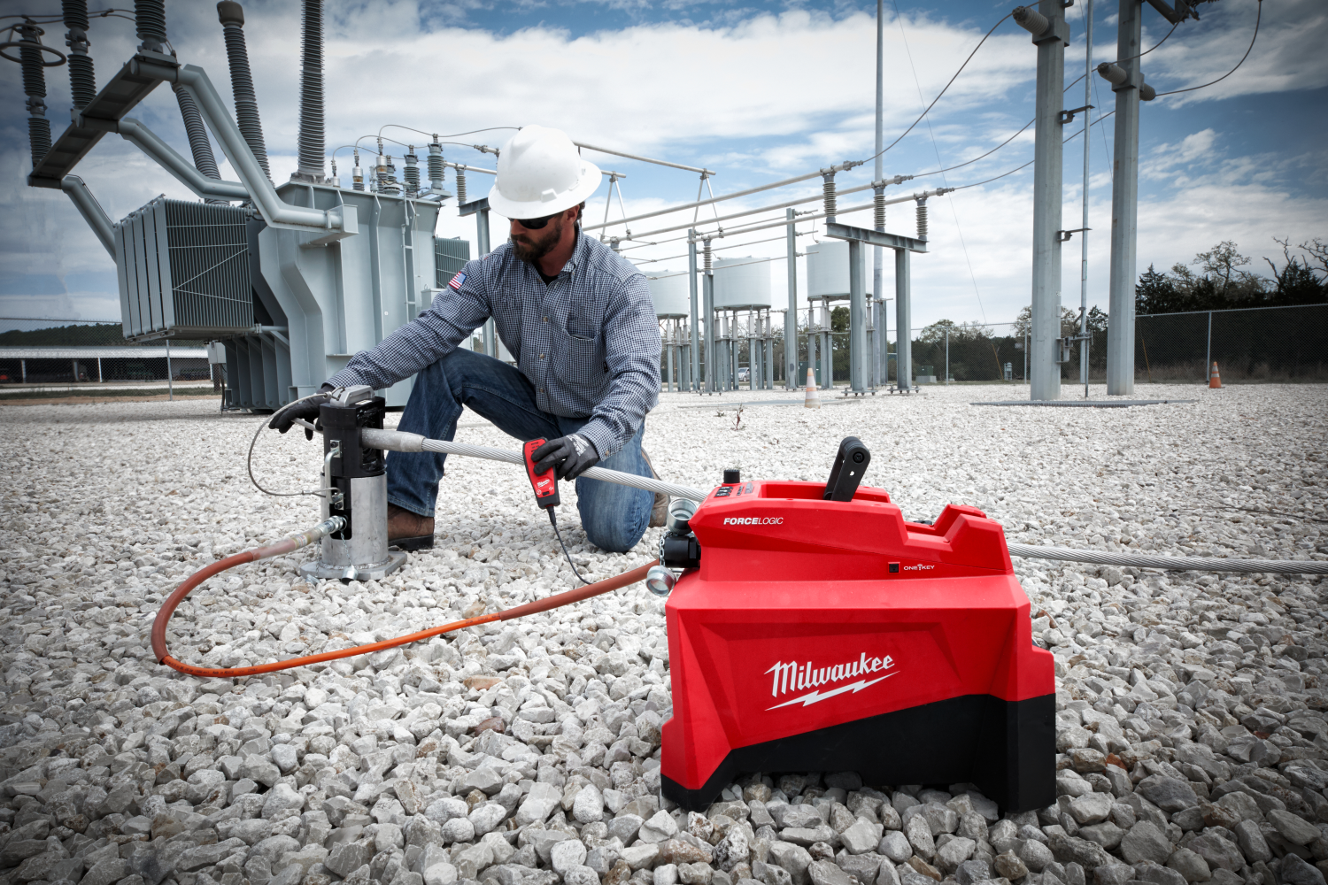 Milwaukee M18 HUP700-121 18V Li-ion accu Hydraulische pomp set (1x 12.0Ah accu)