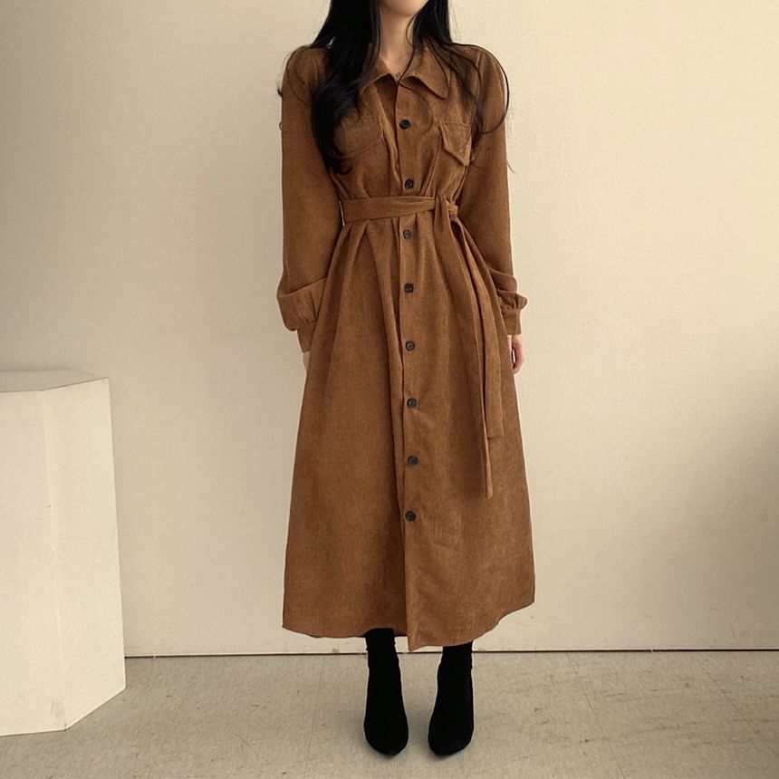 Lewwe - Lange mouwen effen corduroy midi-jurk met riem