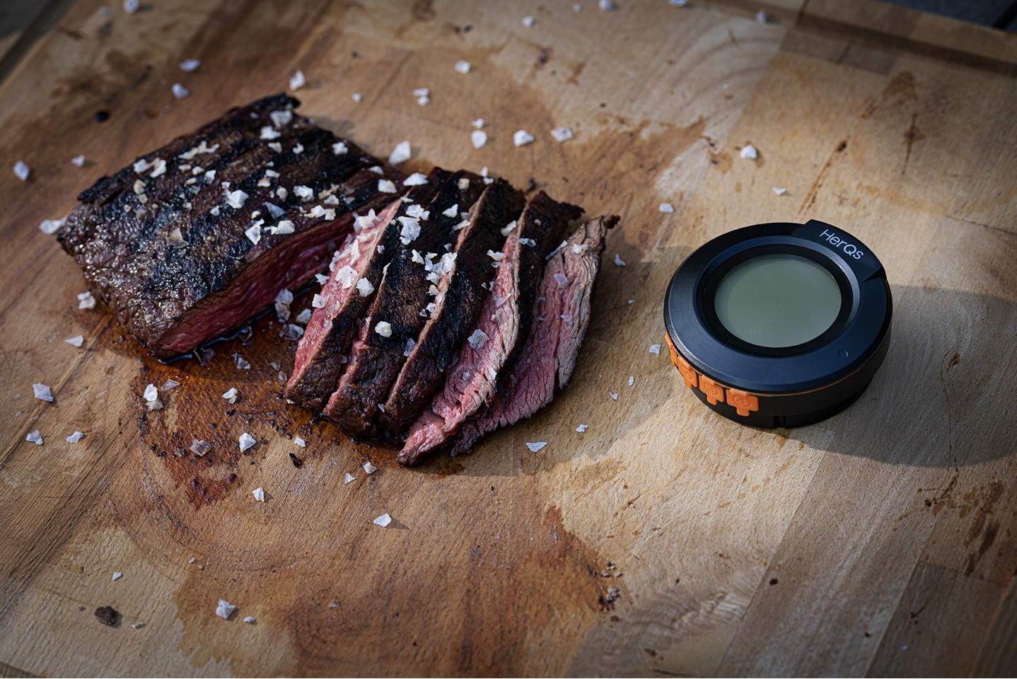 HerQs - Connected Digital Dome Thermometer