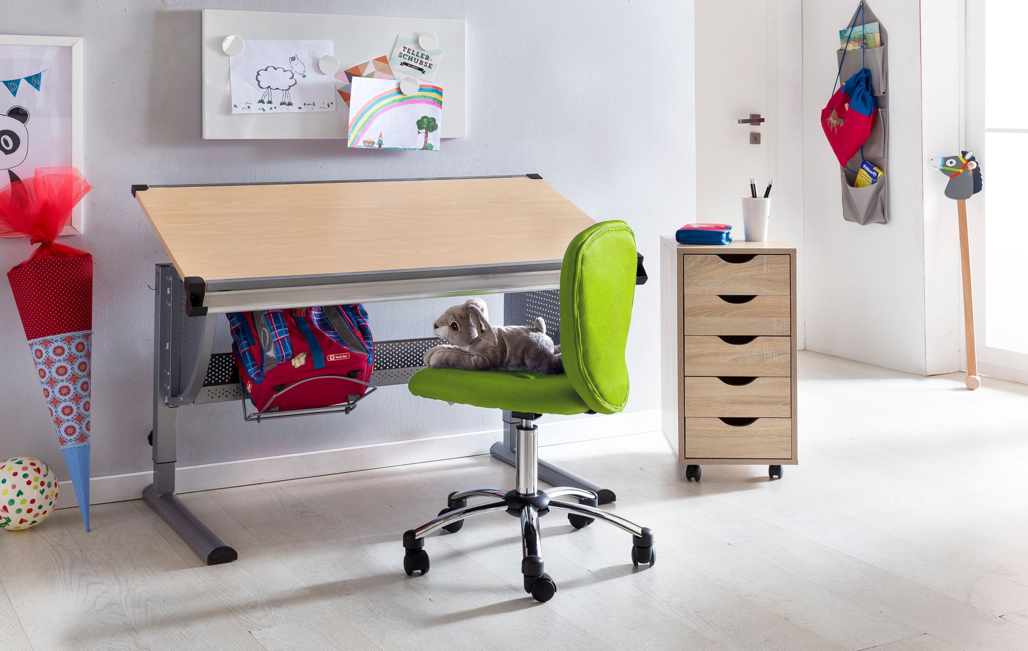 KADIMA DESIGN Kinder-Drehstuhl, ergonomisch, belastbar bis 60 kg, Mesh-Bezug, verstellbar, in Pink/Blau/Grün