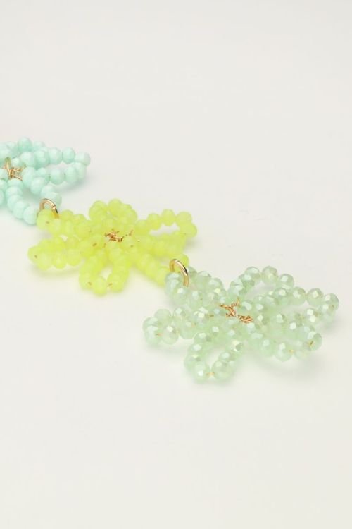 Statement oorbellen met 3 groene bloemen