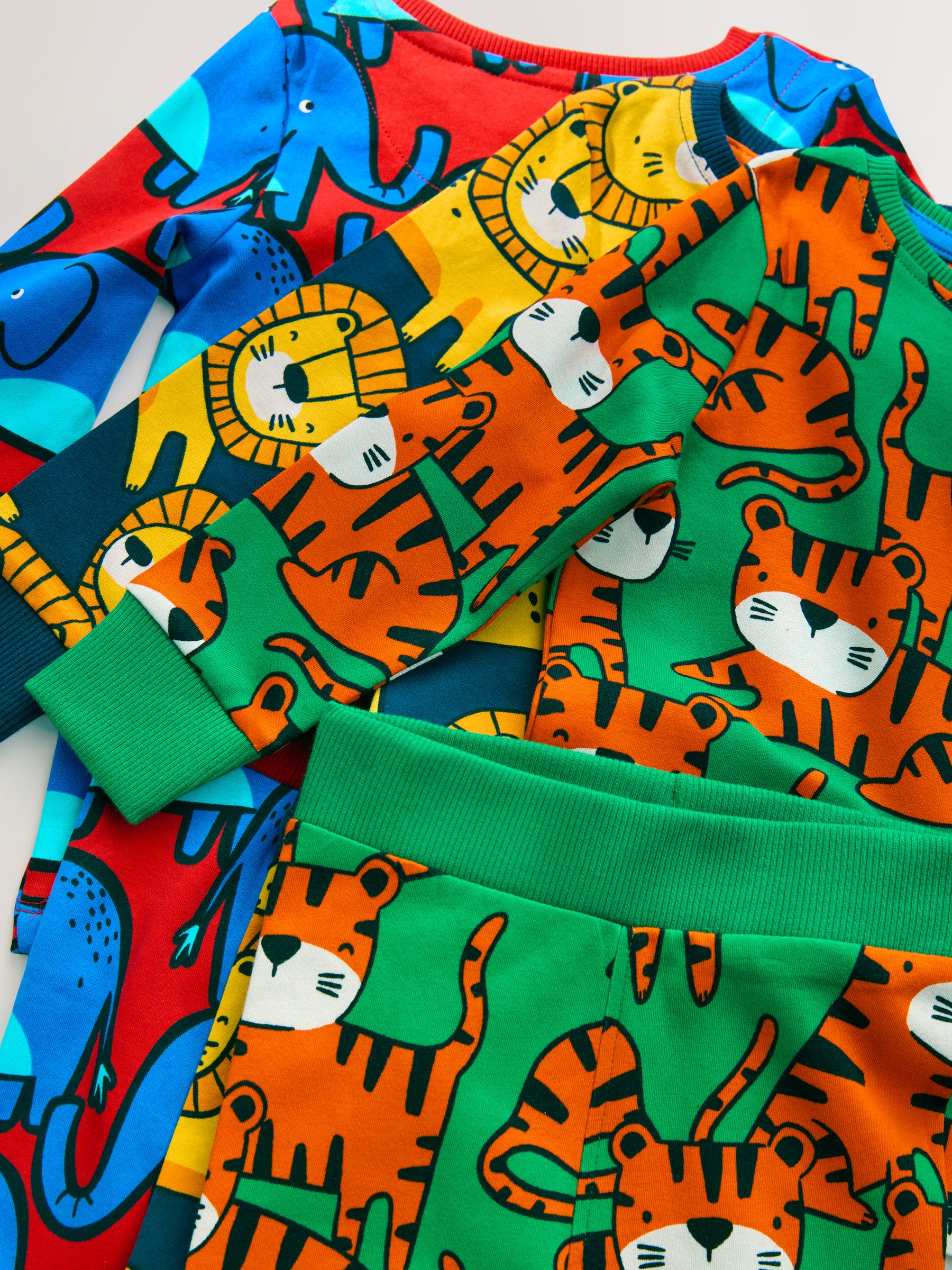 Vrolijk gekleurde dierenprint - Verpakking van 3 knusse pyjama's (9 mnd-8 jr)