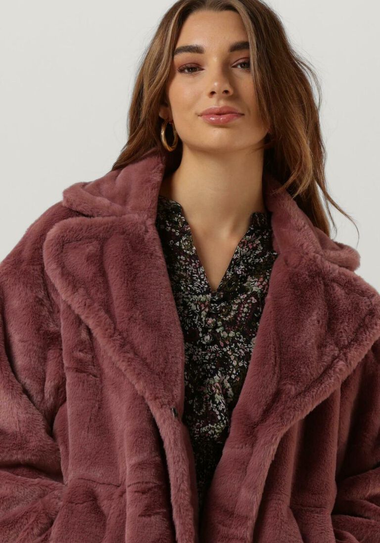 NOTRE-V roze notre-v faux fur jas fur coat short