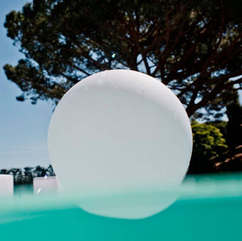 Smart&Green Globe - zwevende LED decoratielamp Globe, dimbaar, wit / opaal, Kunststof, Modern, Sfeerverlichting buiten