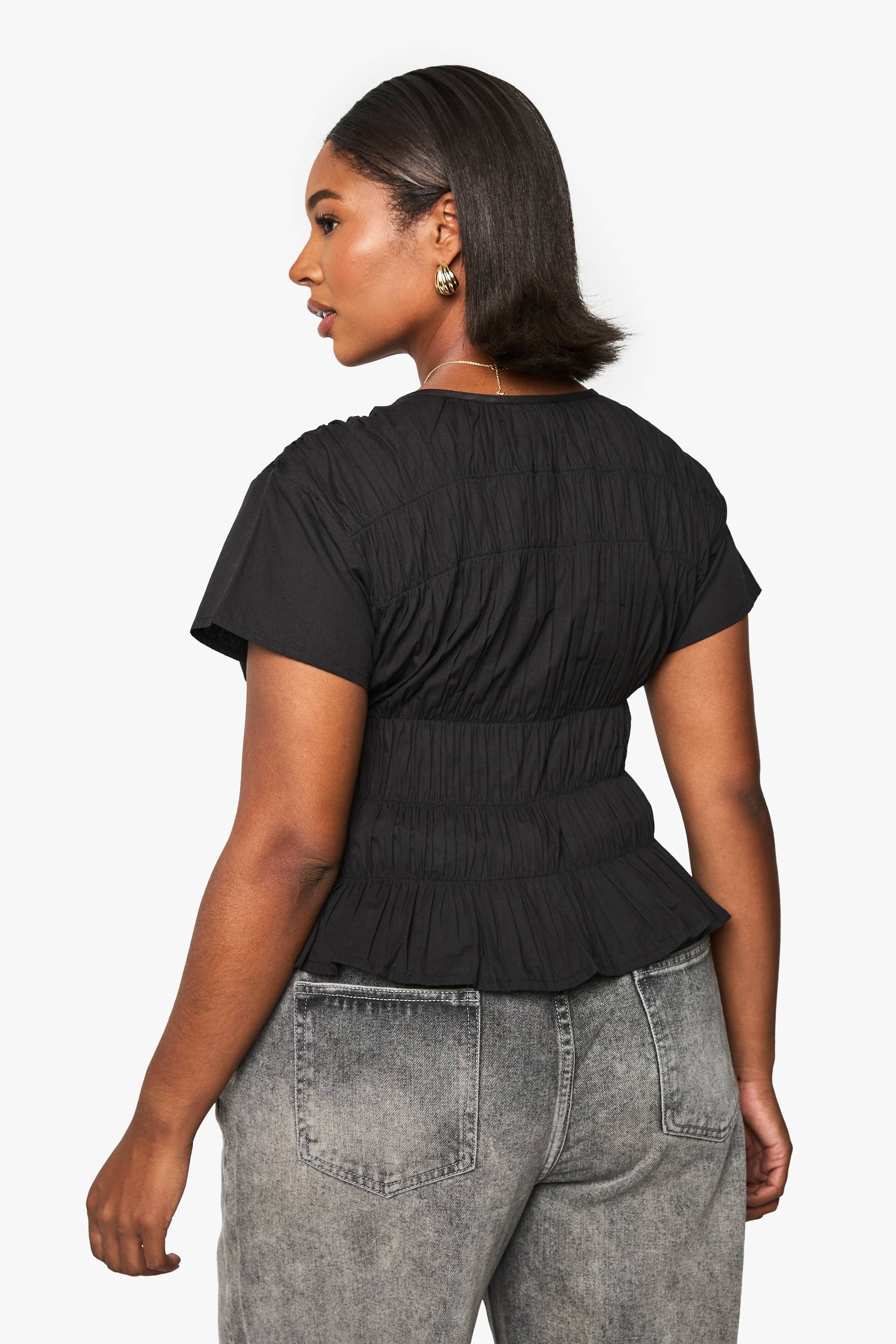 boohoo PLUS CHEMISE GRANDE TAILLE EN COTON À FRONCES ET MANCHES BOUFFANTES