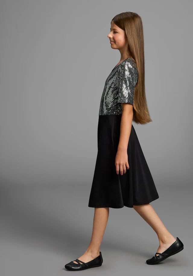 Bruno Banani Jerseykleid »Kleid in Pailletten-Optik« Für TEENS. Shirtkleid in Pailletten-Optik