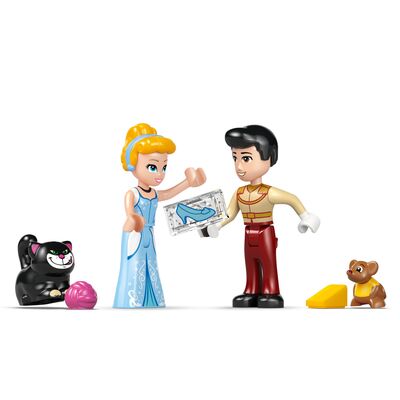 LEGO Disney Princess 43275 Askepotts slott og hestetrukne vogn