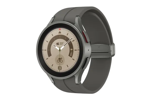 [OUTLET] - Samsung® | Galaxy Watch5 Pro - 45 mm - titanium - smart ur med sportsbånd - display 1.4