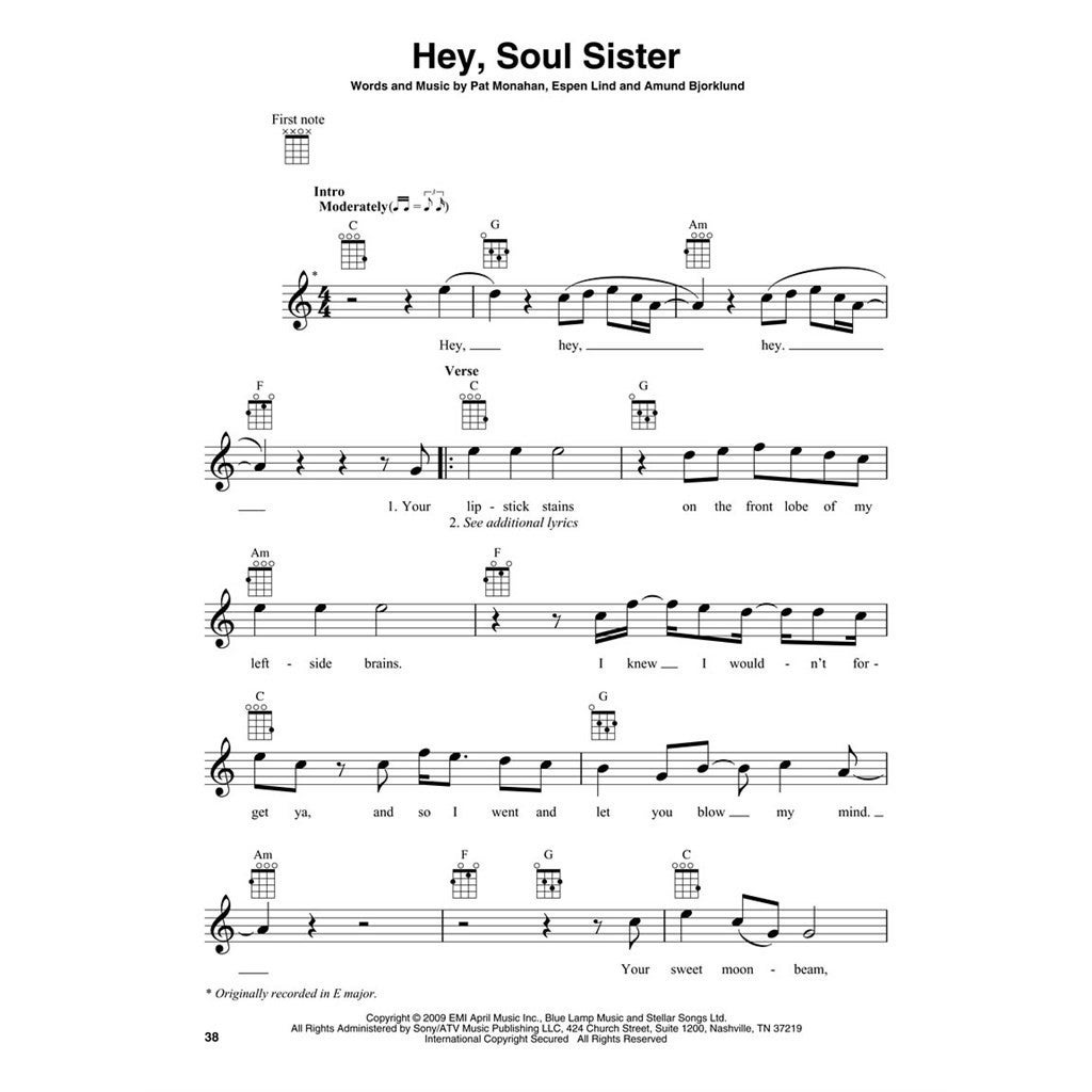 Hal Leonard First 50 songs you should play on ukulele songboek voor ukelele