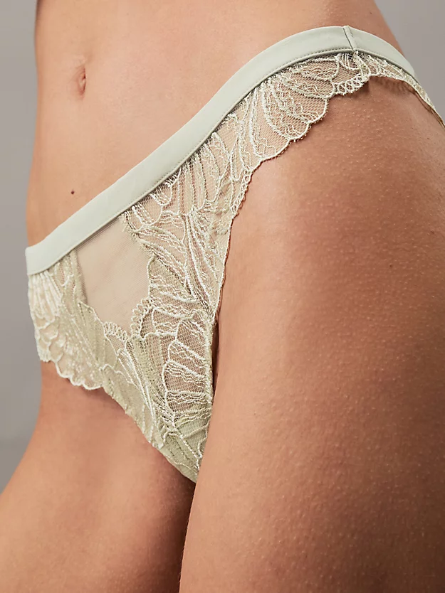 tanga de renda