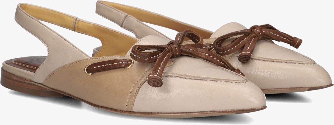 beige truman's instappers 4334