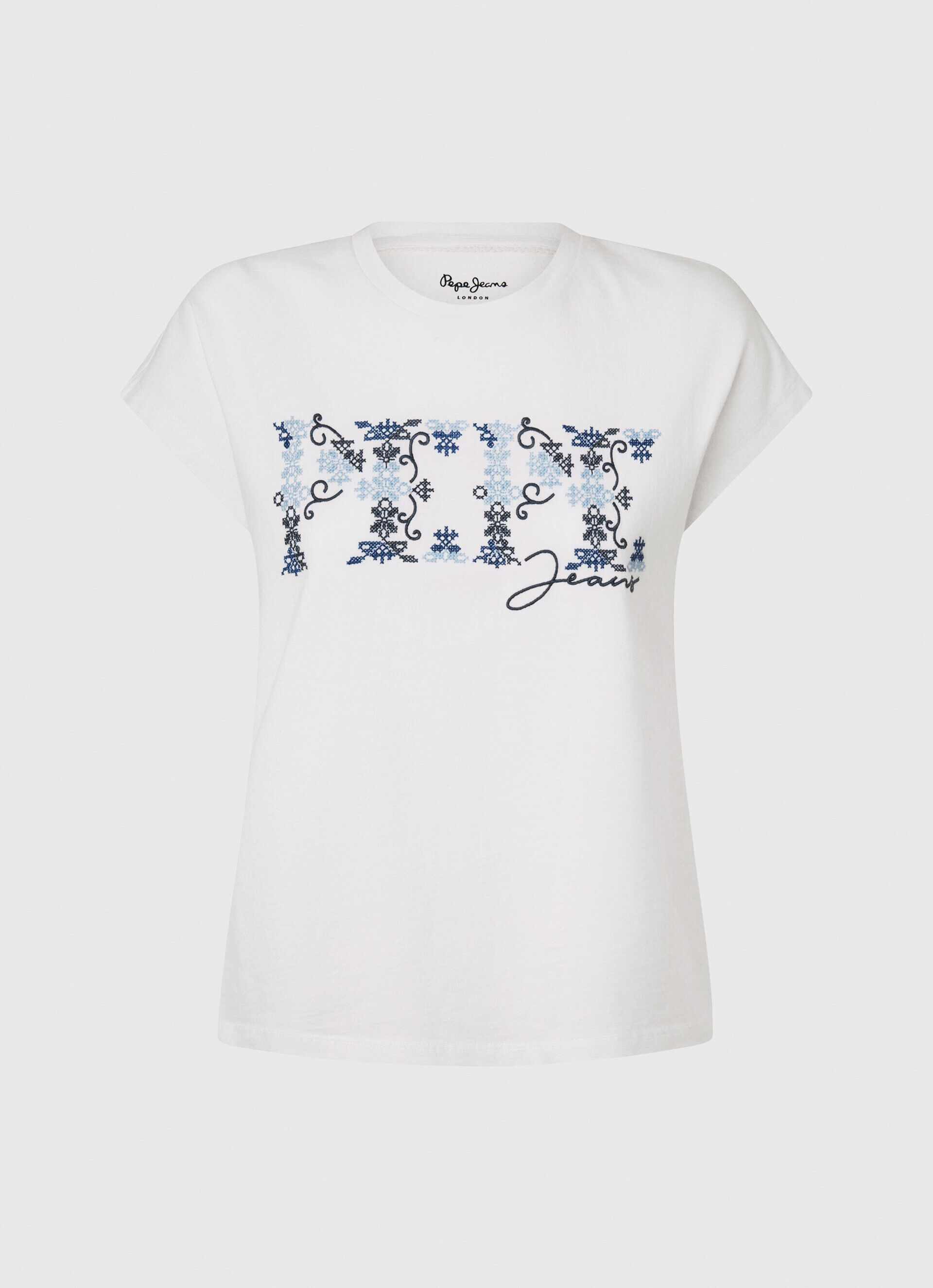 CAMISETA COM LOGOTIPO BORDADO - branca