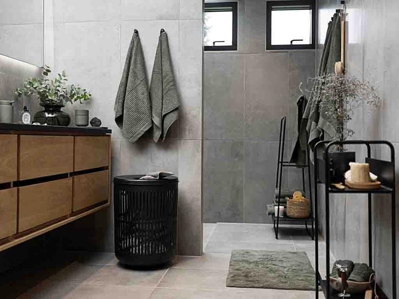 Zone Denmark Badteppich Tiles 50 x 80 cm, Olive Green Rutschfester Duschteppich aus 100% Baumwolle