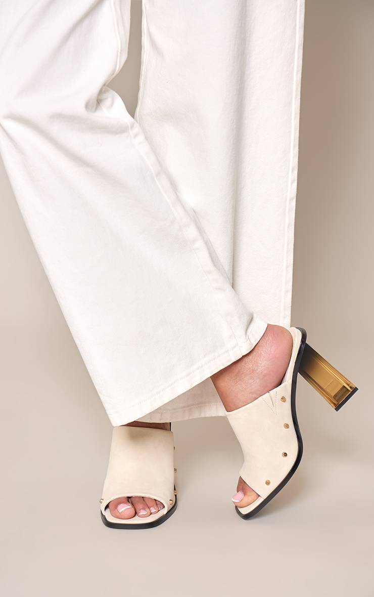 Crème Mules À Talons Bloc En Résine Et Clous En Synthétiquecuir