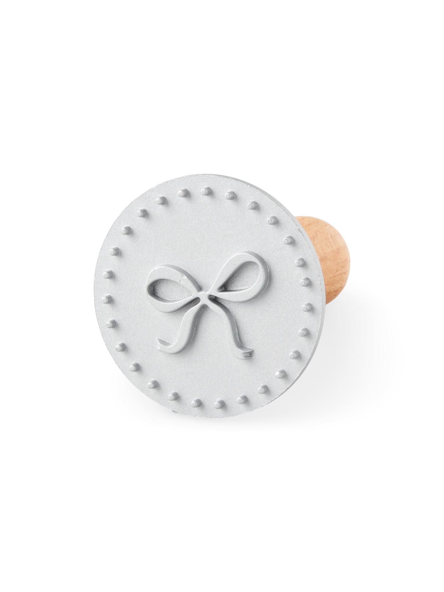 Småkagestempel med sløjfemønster | Aluminium/bøgetræ. Ø5 cm. | Nature