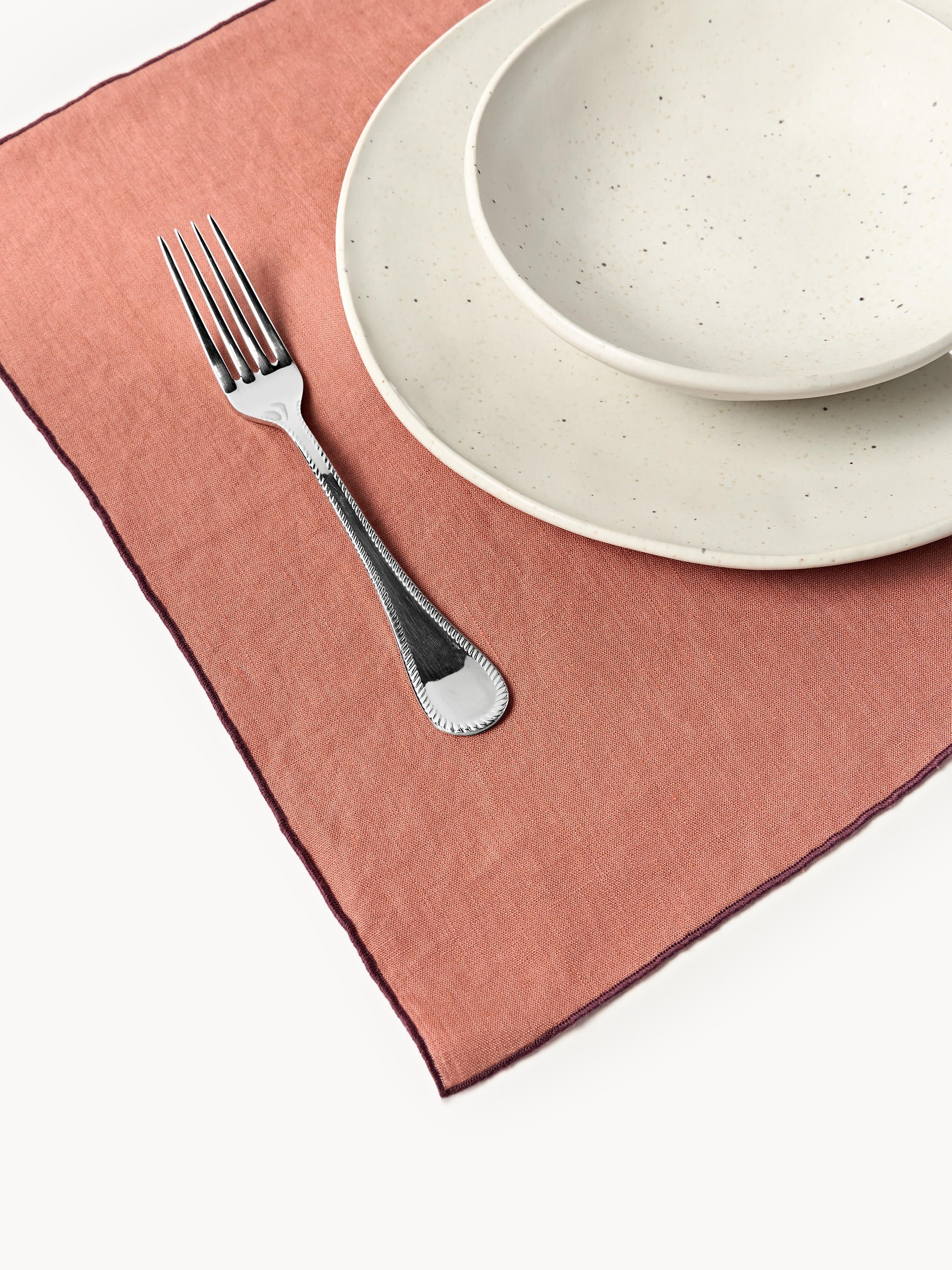 Linnen placemats Cosmo met borduursel, 4 stuks