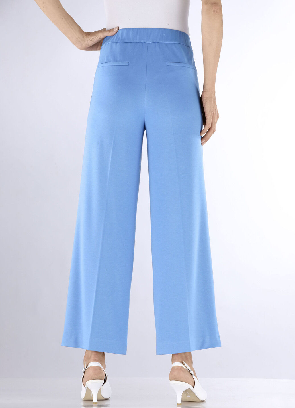 Knöchellange Hose mit weitem Bein