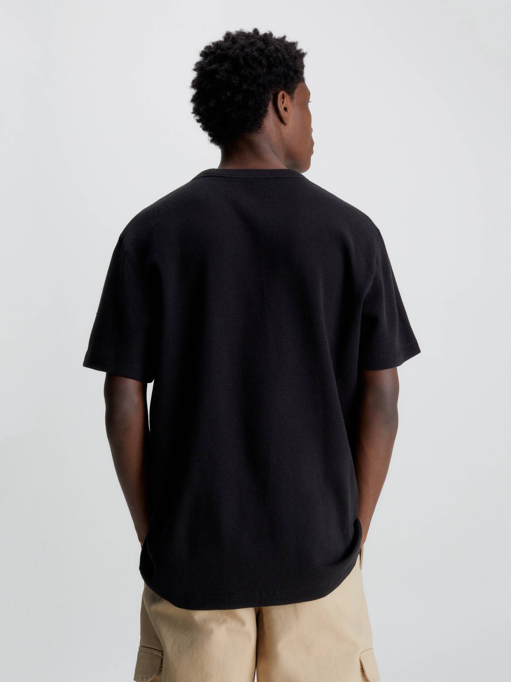 CALVIN KLEIN JEANS| Herren T-Shirt BADGE WAFFLE TEE Regular Fit