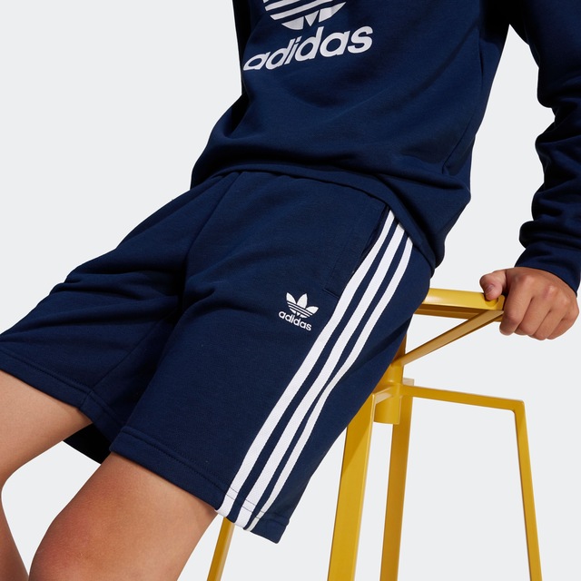 adidas Originals Shorts »SHORTS«