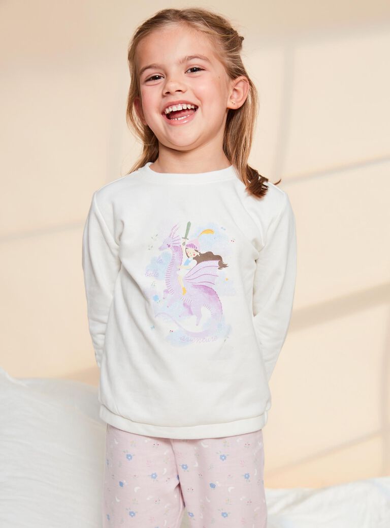 Ensemble pyjama à dragon et chevalière