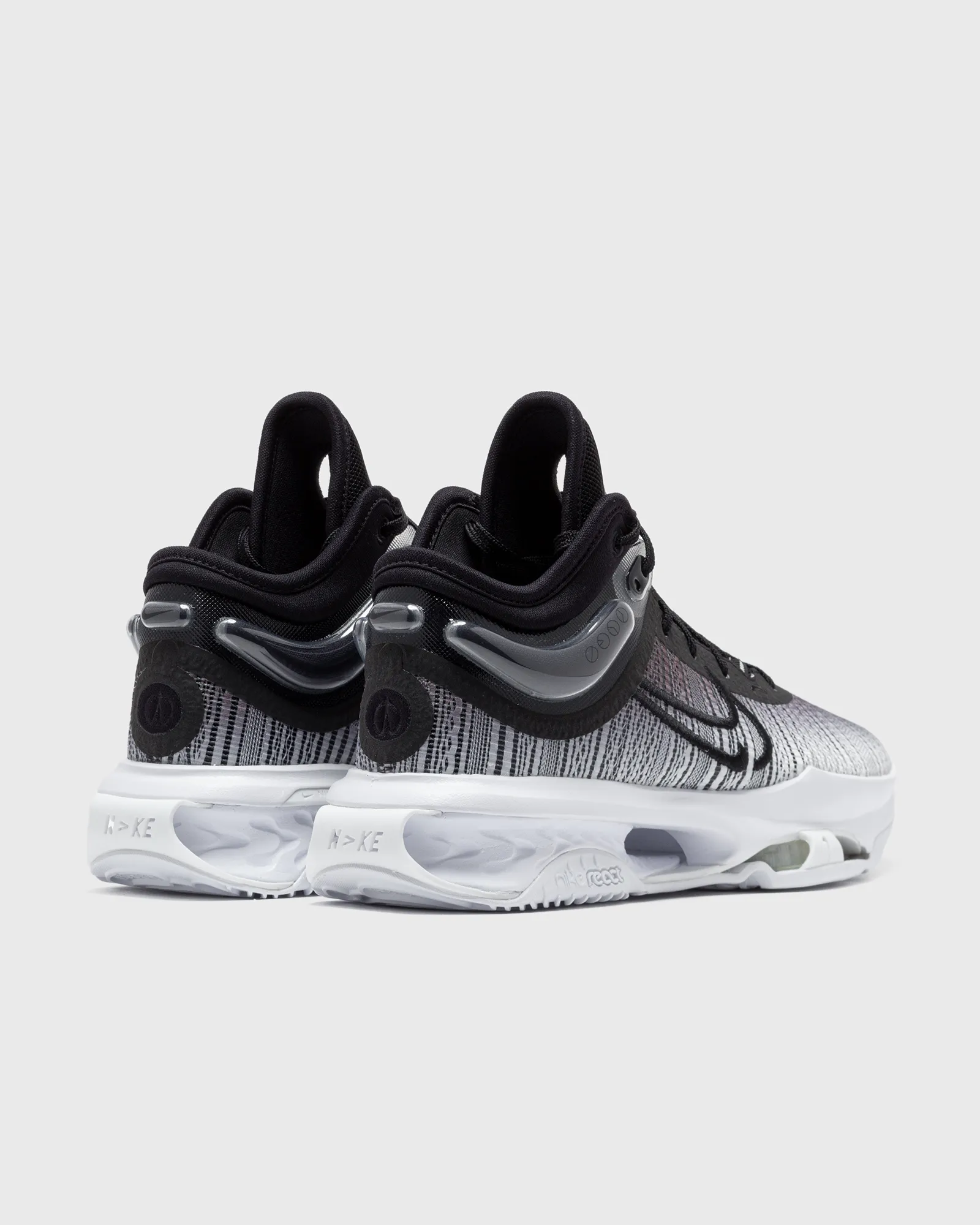 Nike AIR ZOOM G.T. JUMP 2