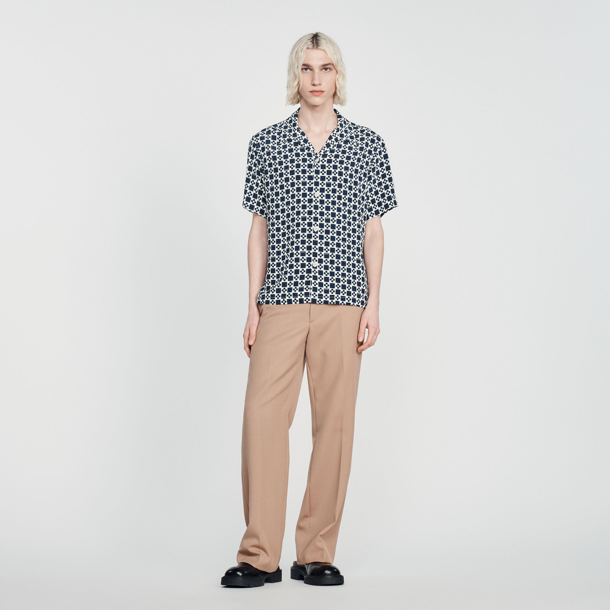Chemise fluide á manches courtes Homme