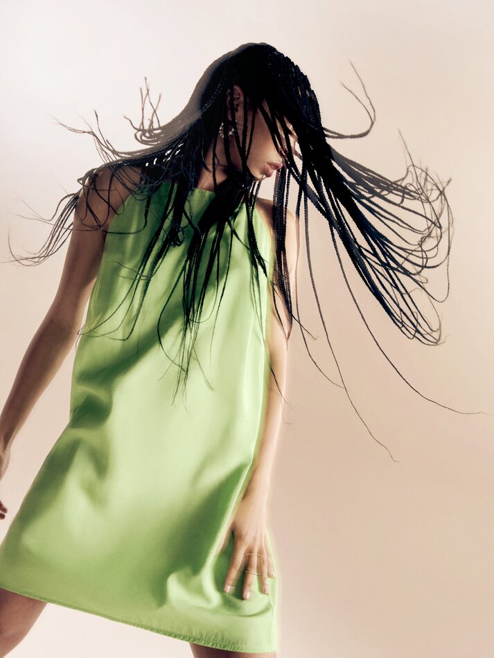 Vestido curto com decote halter - Verde claro