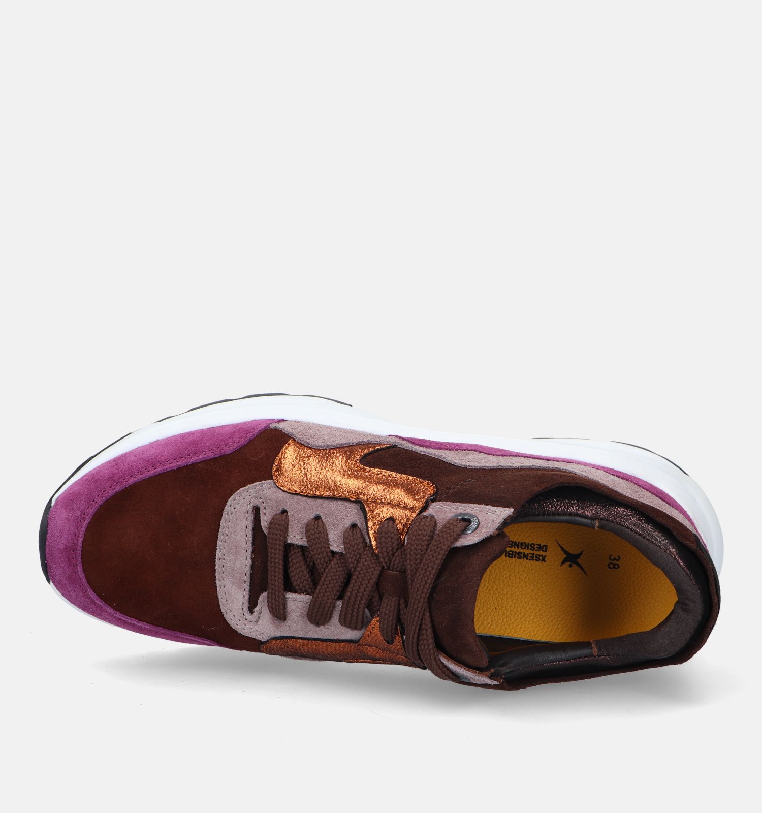 Sneakers bruin