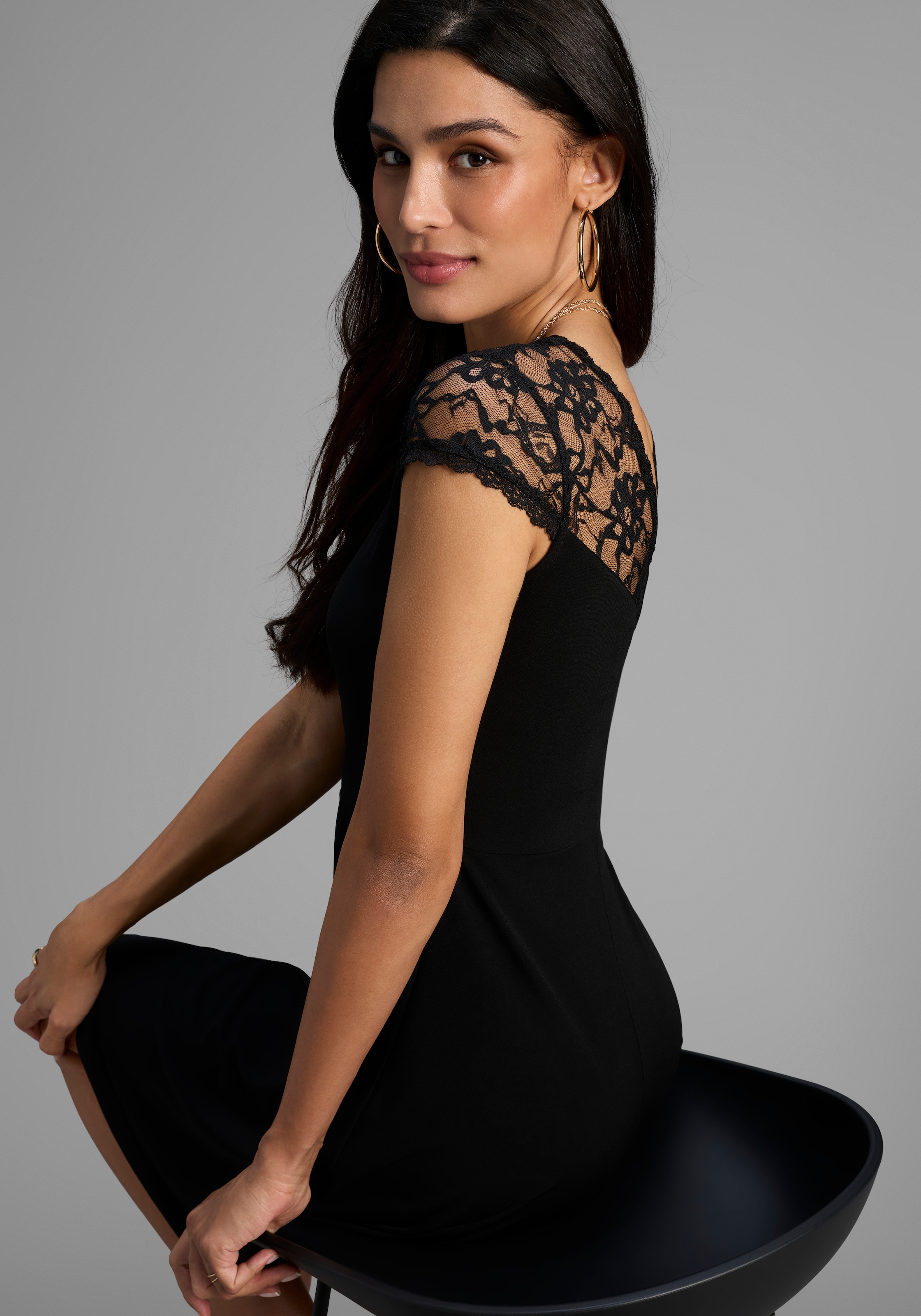 Melrose Sommerkleid für festliche Anlässe,  kurzes Kleid,  romantischer Stil, Spitze