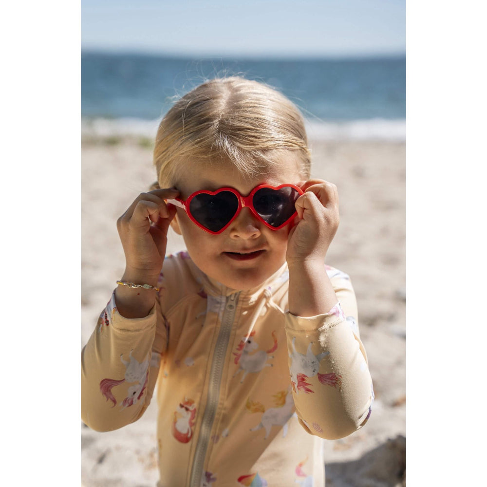 Køb FILIBABBA Warm Red Heart Børnesolbriller 1-3 År