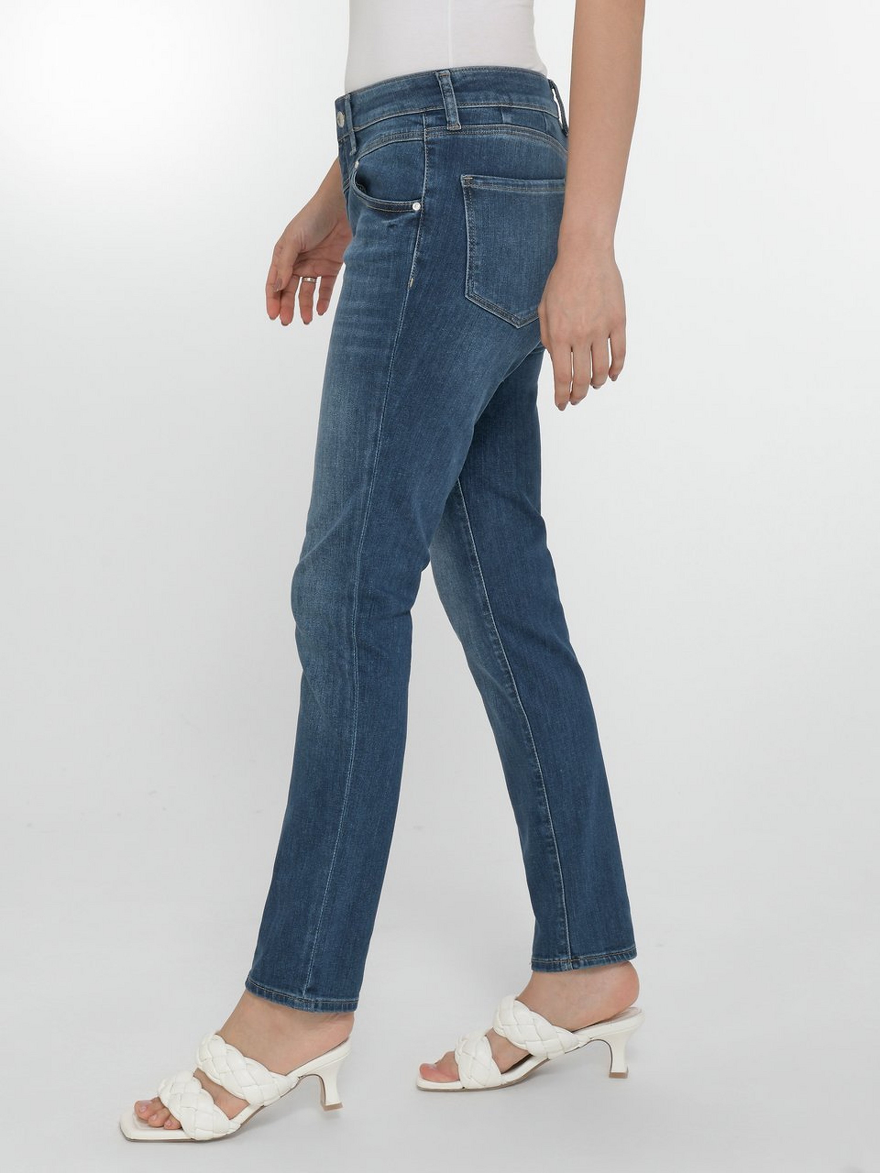 „Skinny Fit“-Jeans in Inch-Länge 30