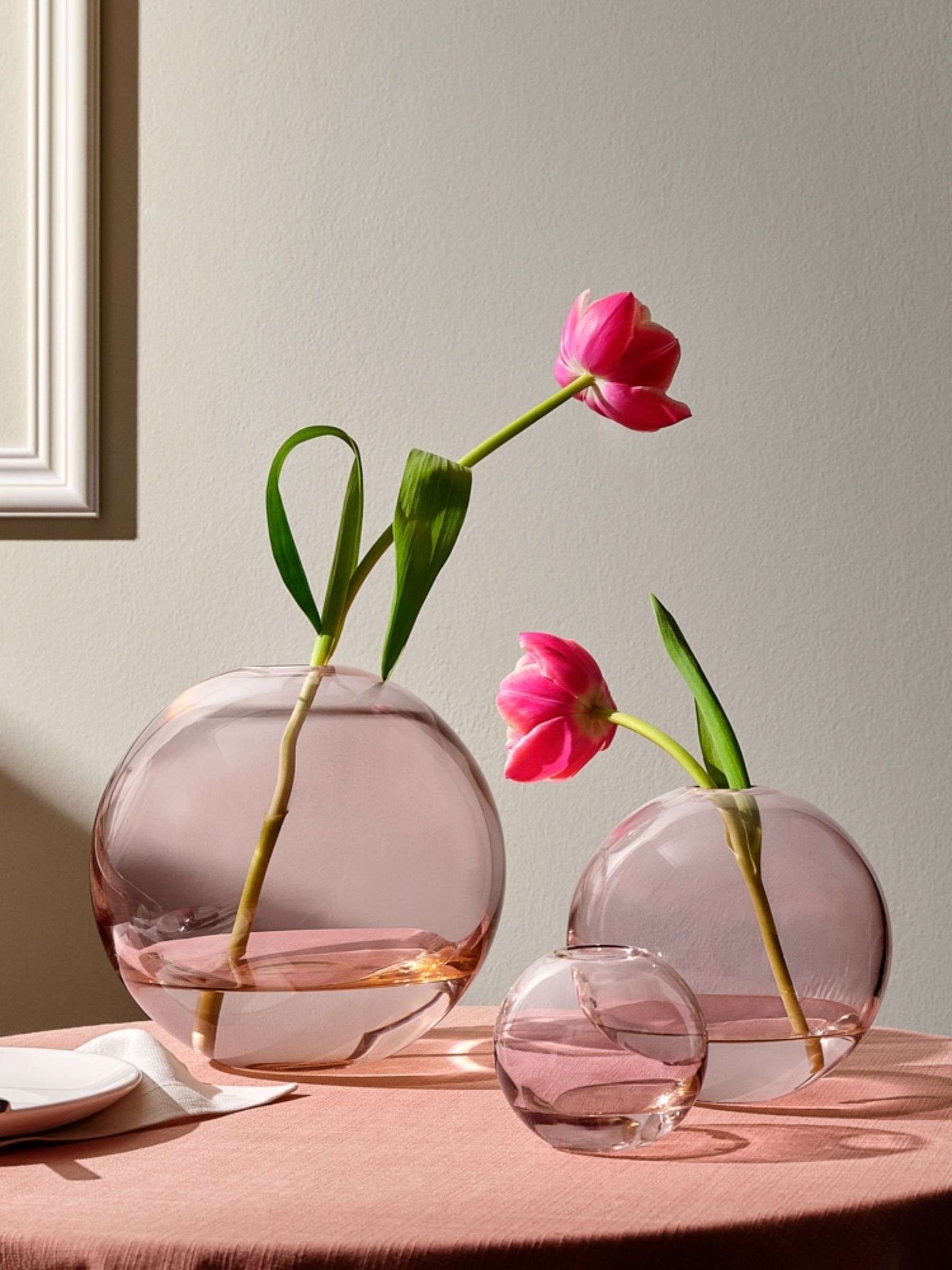 Nude Mars Medium Vase