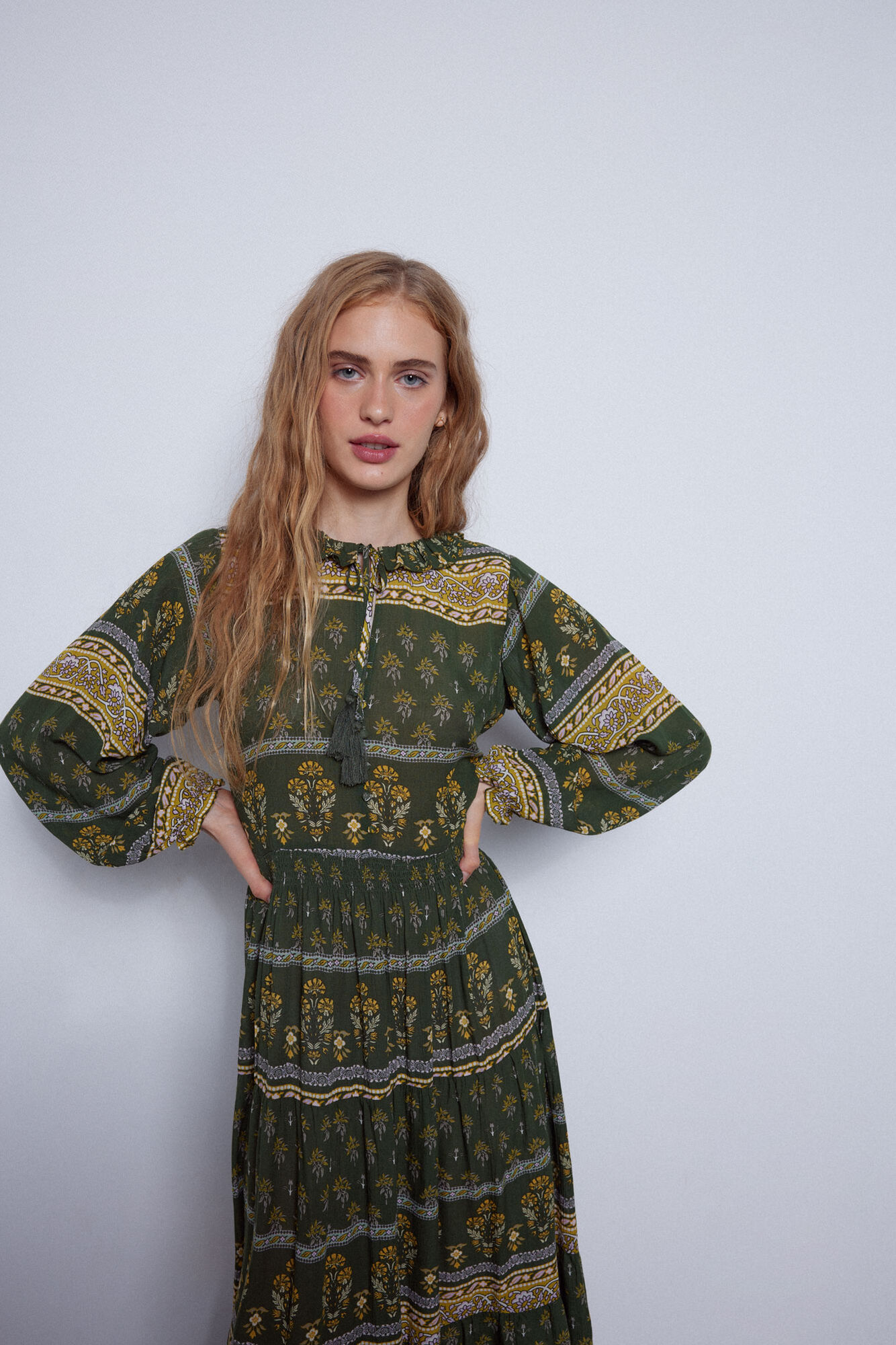Vestido longo com estampa floral