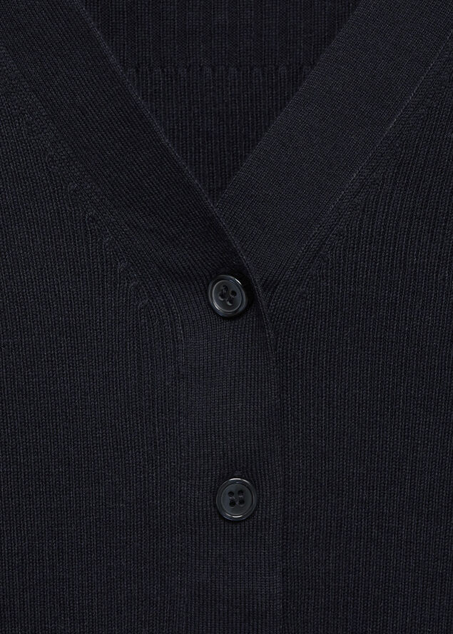 MANGO SWEATER. -- LUCHITO Navy