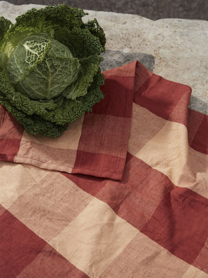 ferm LIVING Hale Tea Towel - Peach/Spice Red Peach/spice red