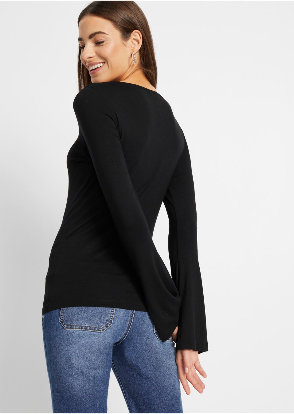 T-shirt manches longues avec décolleté cœur en viscose