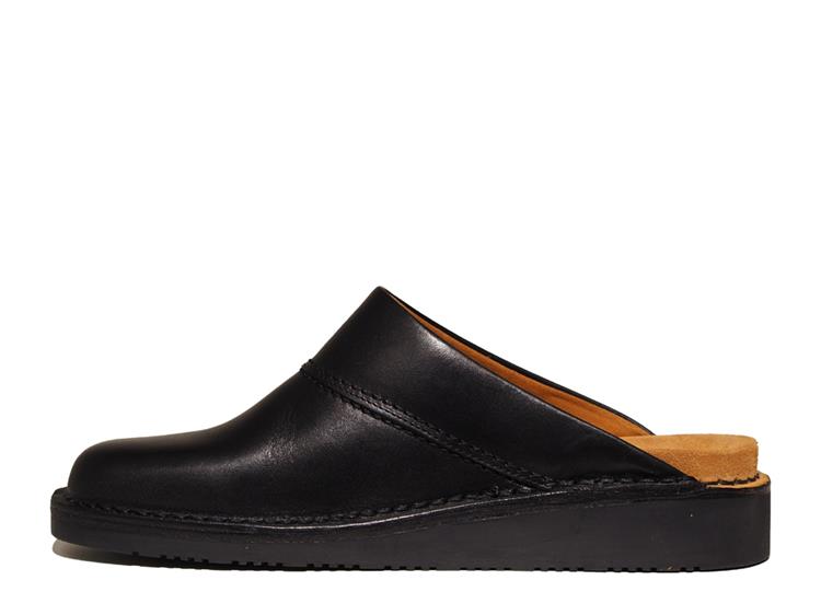 Amako 520 Zwart