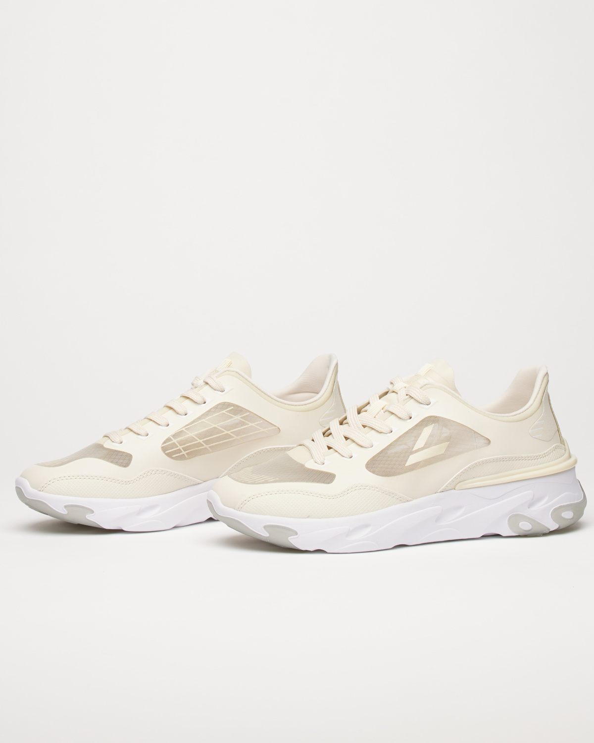 LEVITY RS9 Sand